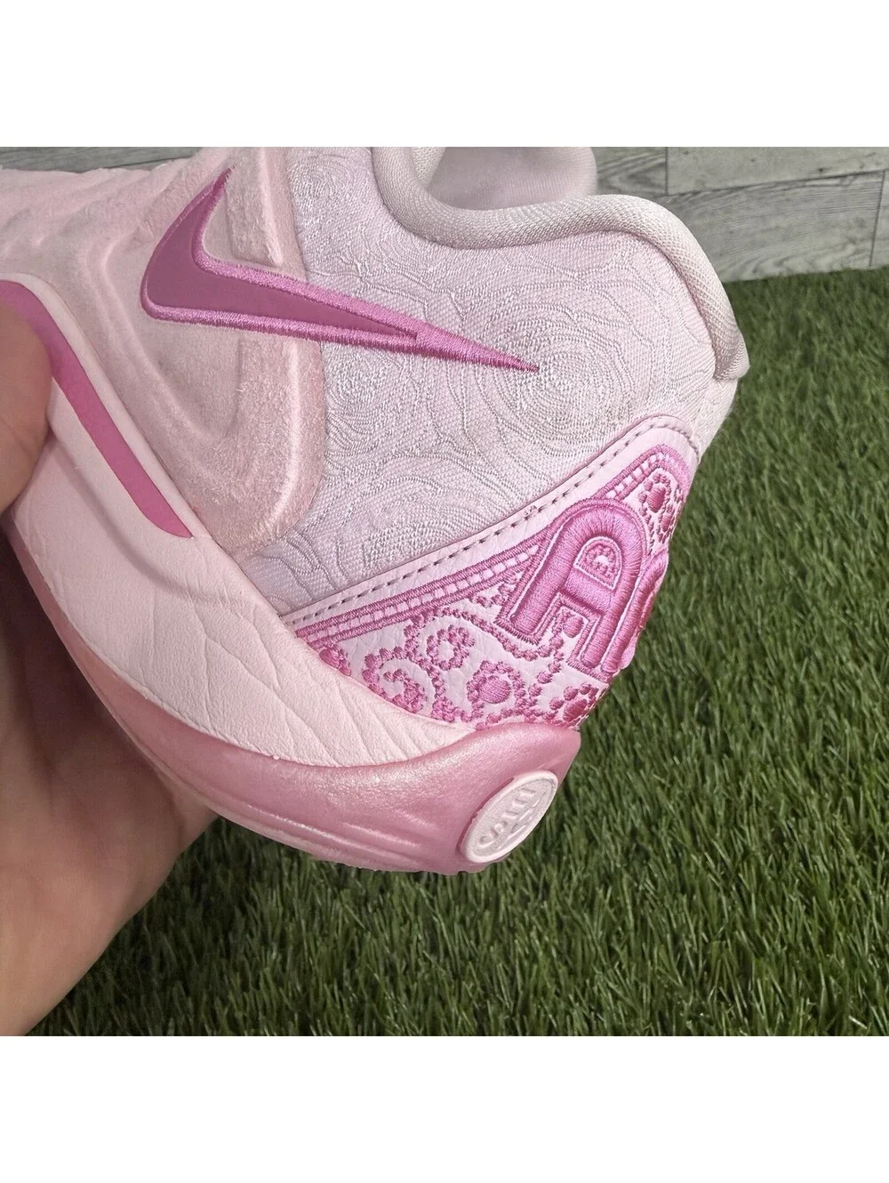 Nike KD 17 NRG Aunt Pearl Pink Low Top Lace-Up  Sneakers FZ1518-600 2024 Size 11